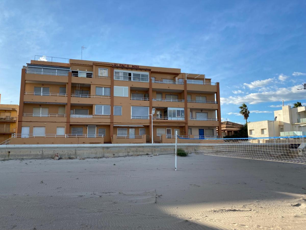 Beachfront And Peaceful Apartment Mareny Barraquetas エクステリア 写真